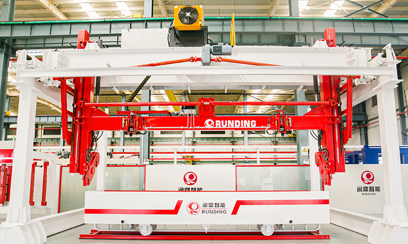 M khuôn nghiêng và crane